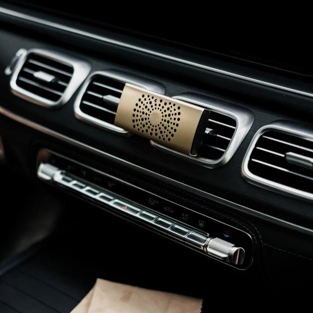 Car Diffuser Pearls White - Maison d'Exception