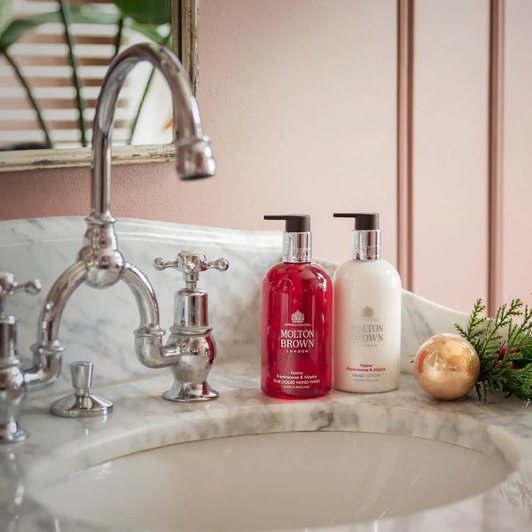 FESTIVE FRANKINCENSE & ALLSPICE LOTION POUR LES MAINS - Maison d'exception boutique